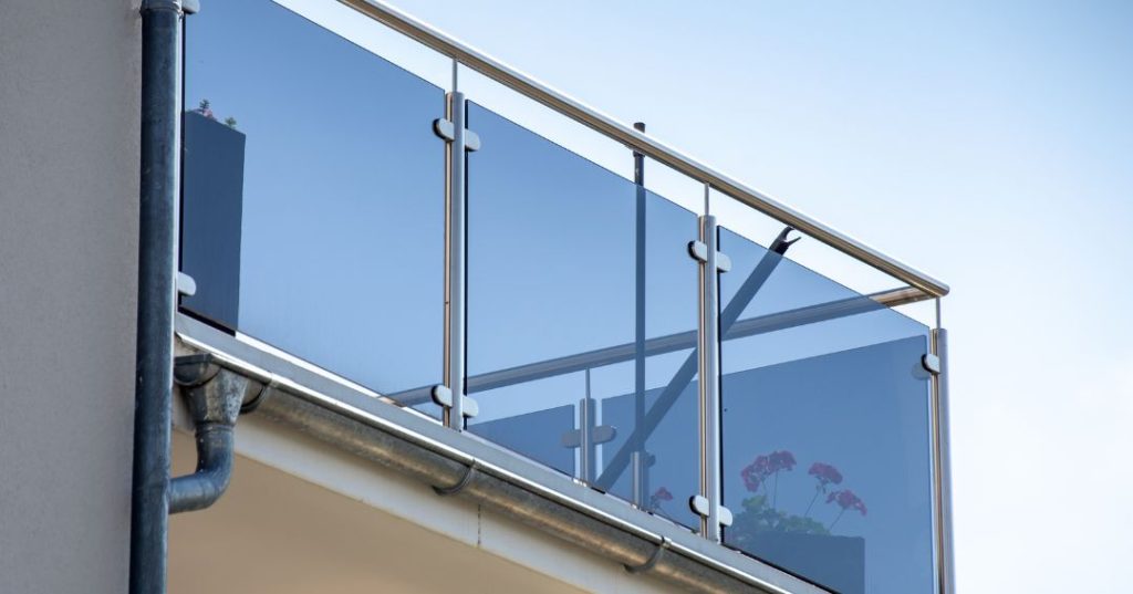 Guarda-corpo de vidro em São José dos Campos